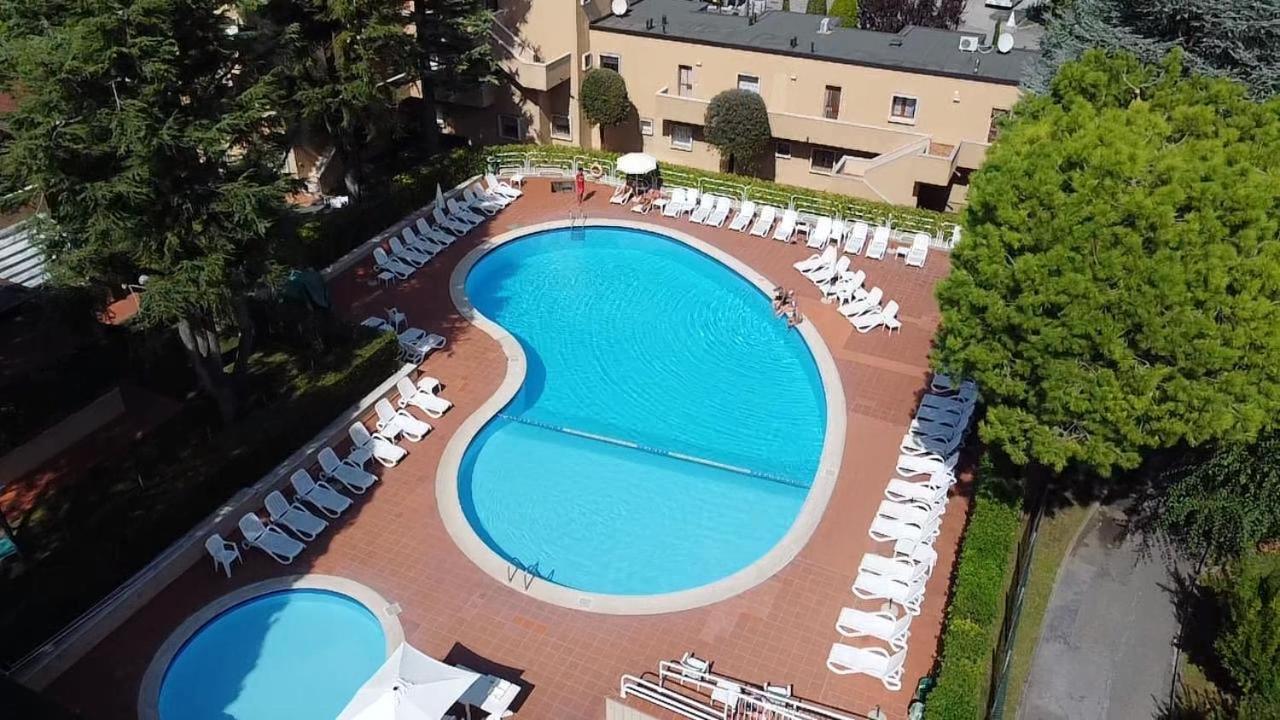 Nico'S Apartment Peschiera del Garda Exterior foto
