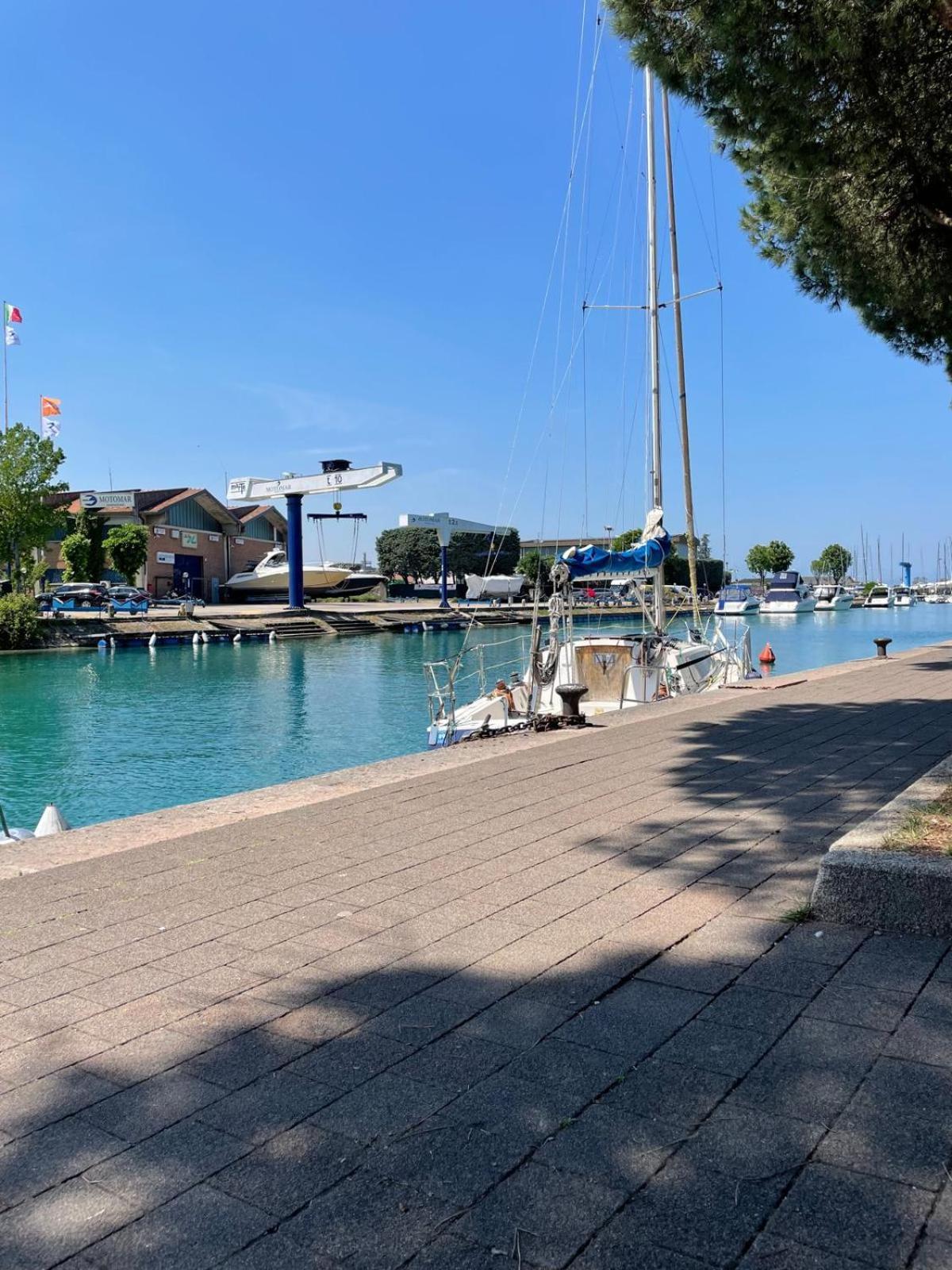 Nico'S Apartment Peschiera del Garda Exterior foto